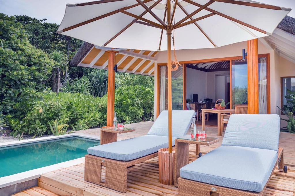 Hotel reviews Kudafushi Resort & Spa