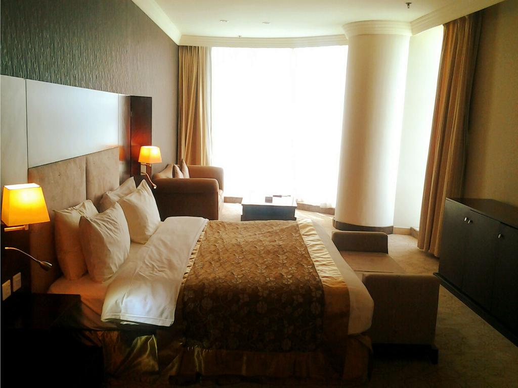 Фото готелю Swiss Belhotel Doha