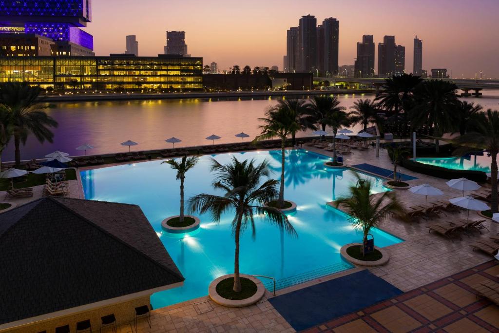 Отдых в отеле Beach Rotana Abu Dhabi Абу-Даби