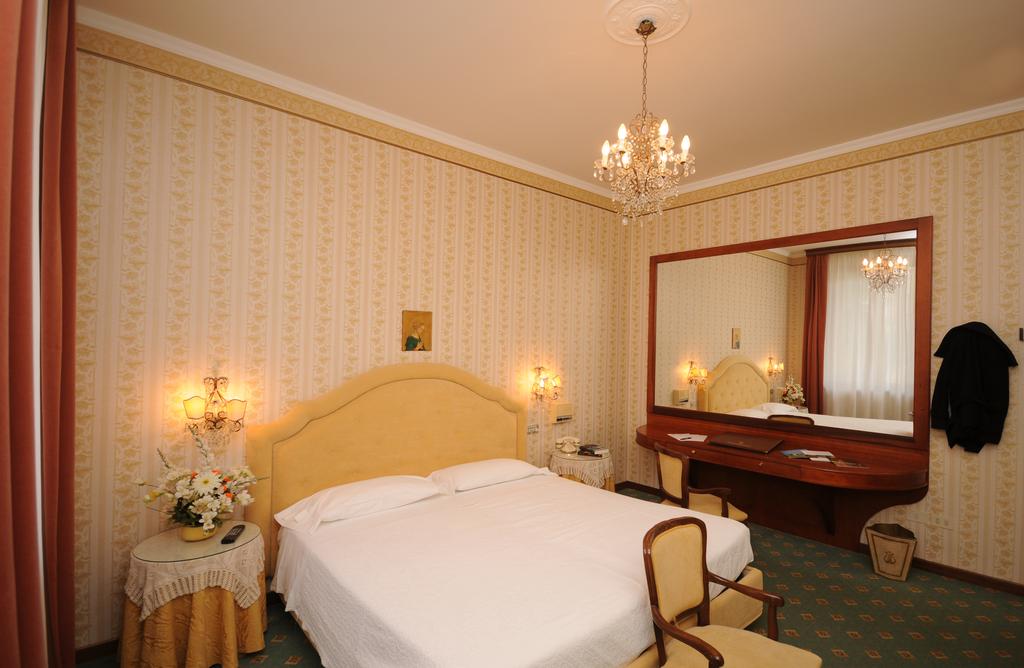 Grand Hotel Excelsior, Сиена цены