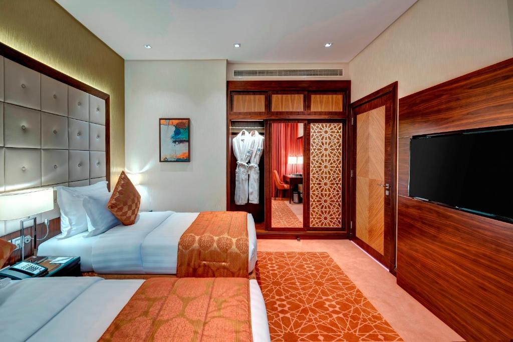Hotel rest Royal Continental Suites Dubai (city)