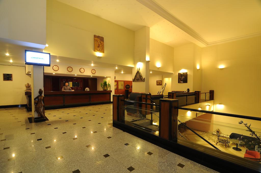 Quality Inn Regency Nasik, Индия, Насик, туры, фото и отзывы