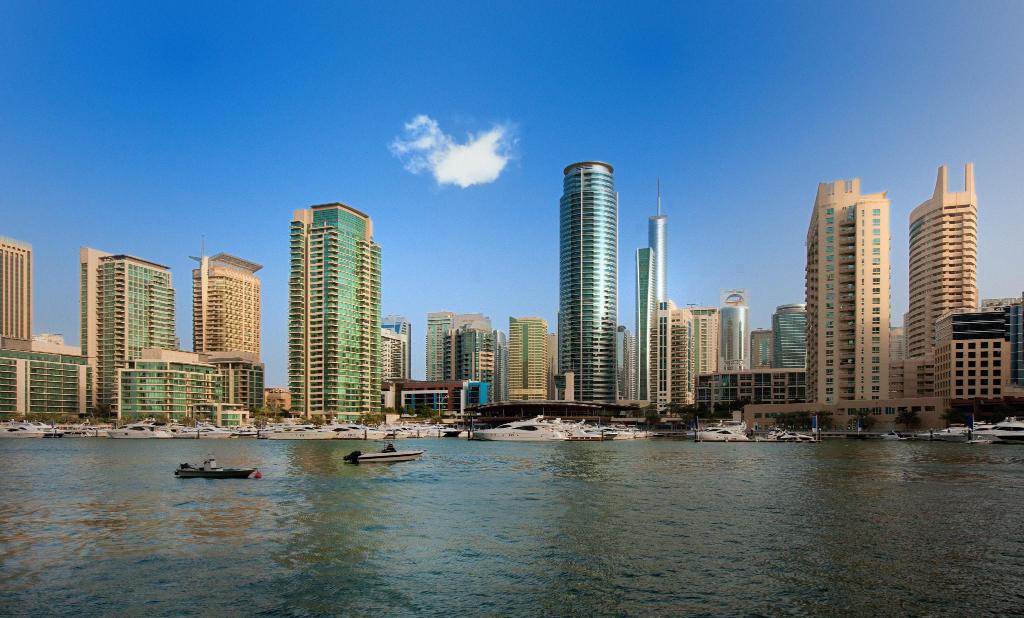 Taj Jumeirah Lakes Towers, Дубай (пляжные отели), ОАЭ, фотографии туров