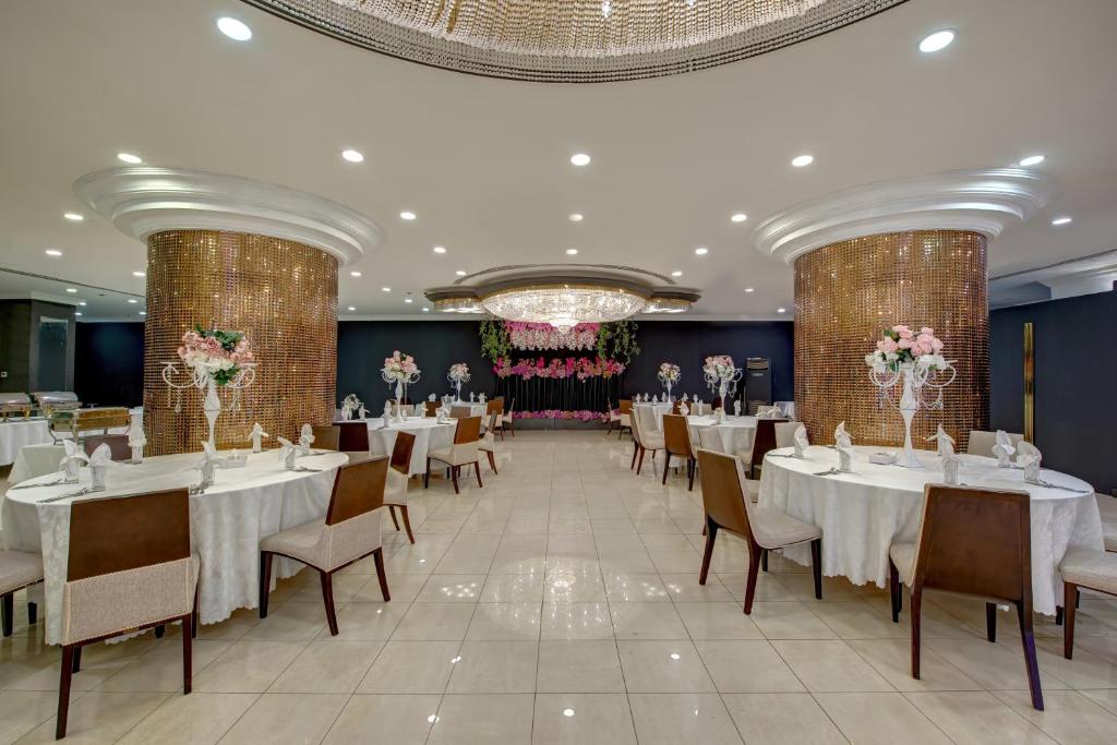 Zjednoczone Emiraty Arabskie Al Bustan Tower Hotel Suites