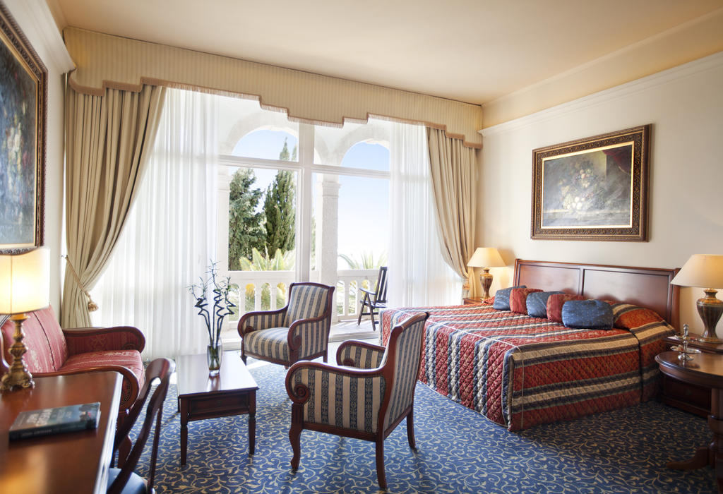 Hot tours in Hotel Grand Villa Argentina Dubrovnik