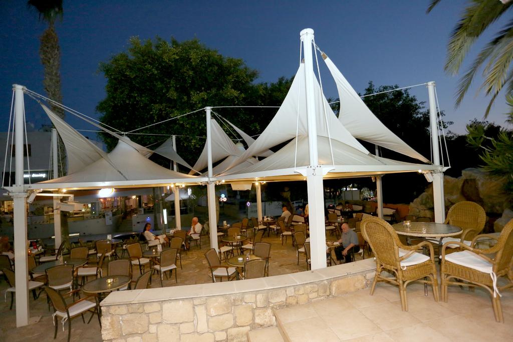 Dionissos Central Hotel L, Кіпр, Пафос, тури, фото та відгуки