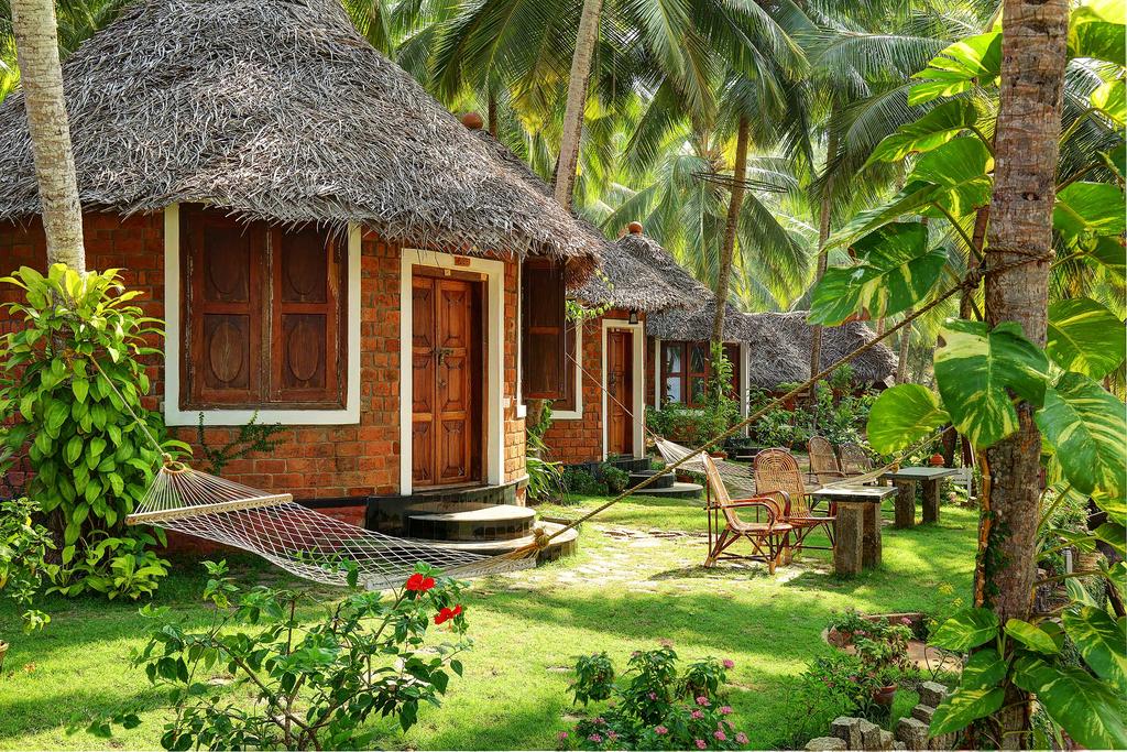 Hotel guest reviews Manaltheeram Ayurveda Beach Village