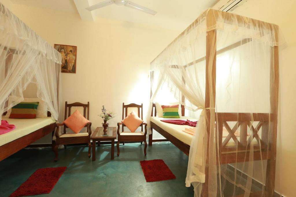 Гарячі тури в готель Bay Watch Hotel Унаватуна Шрі-Ланка