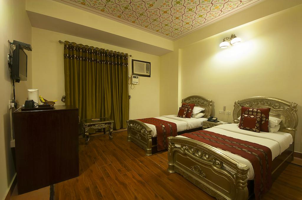 Горящие туры в отель Siris 18 Agra