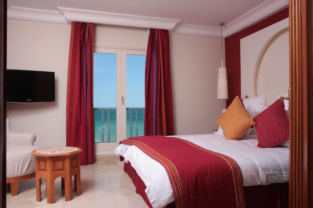 Фото отеля Radisson Blu Ulysse Resort & Thalasso