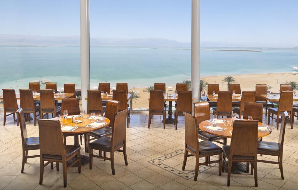 Туры в отель Crowne Plaza Dead Sea