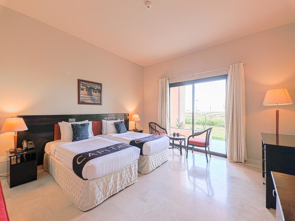 Відпочинок в готелі Al Sawadi Beach Resort & Spa Маскат