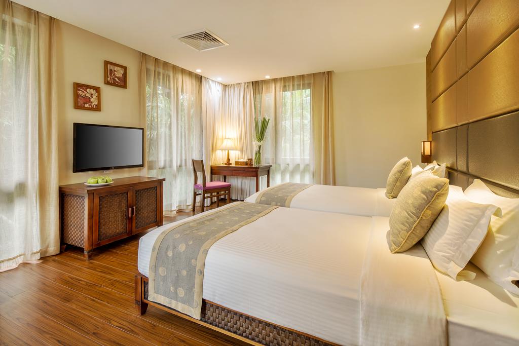 Горящие туры в отель Yalong Bay Villas & Spa Ялонг Бэй