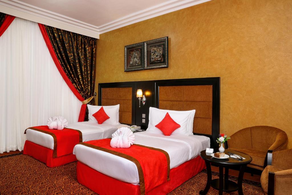 Отдых в отеле Royal Grand Suite Hotel Sharjah Шарджа