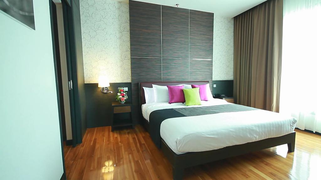 Горящие туры в отель The Vertical Suite Hotel Бангкок Таиланд