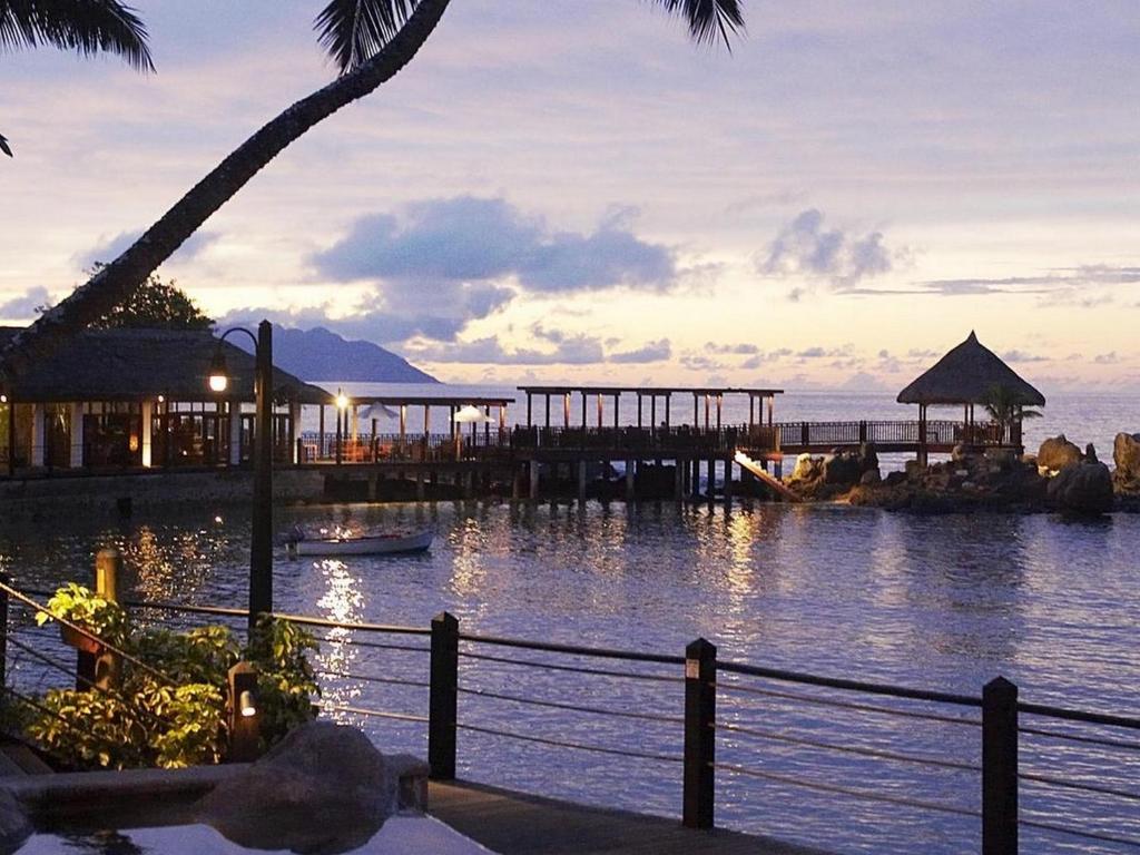 Hotel reviews Fisherman's Cove Resort (ex. Le Meridien Fisherman'S Cove)