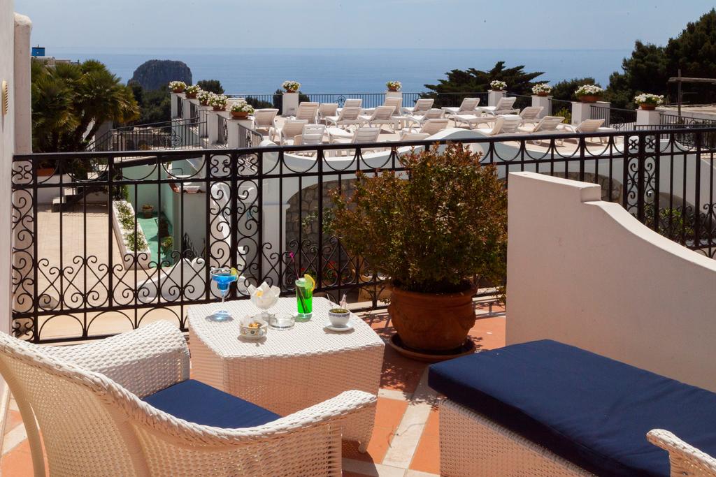 Горящие туры в отель La Residenza Capri