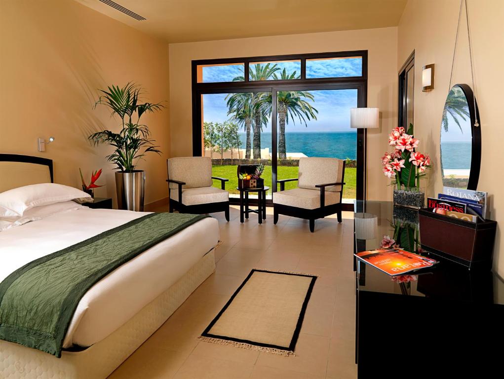 Отзывы про отдых в отеле, The Cove Rotana Resort