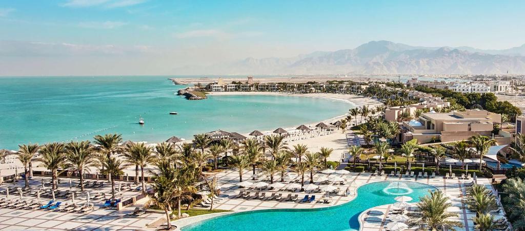 Горящие туры в отель Hilton Ras Al Khaimah Beach Resort