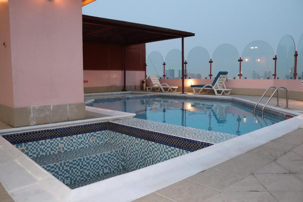 Dolphin Hotel Apartments, Дубай (місто), ОАЕ, фотографії турів
