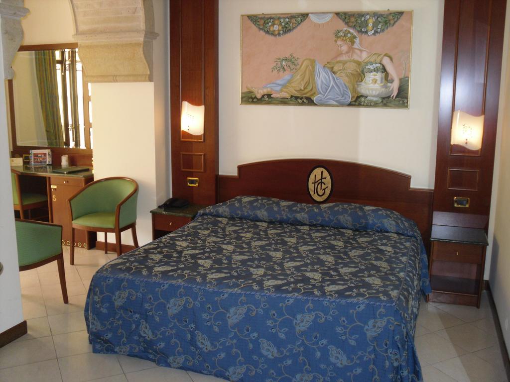 Отель, 4, Garibaldi