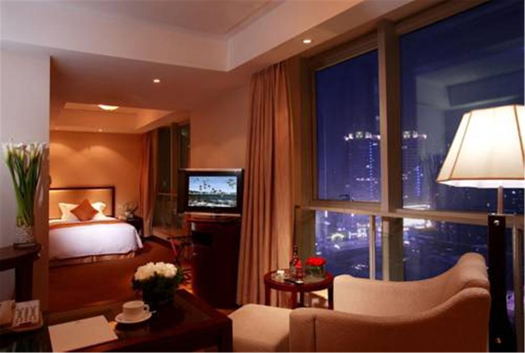 Туры в отель Ambassador Hotel Шанхай