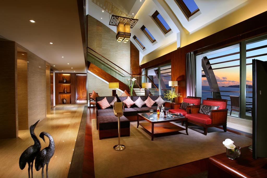 Відпочинок в готелі Pullman Oceanview Sanya Bay Resort & Spa Санья