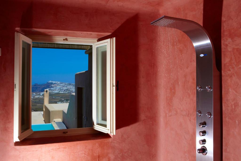 Voreina Gallery Suites, Греция, Санторини (остров), туры, фото и отзывы