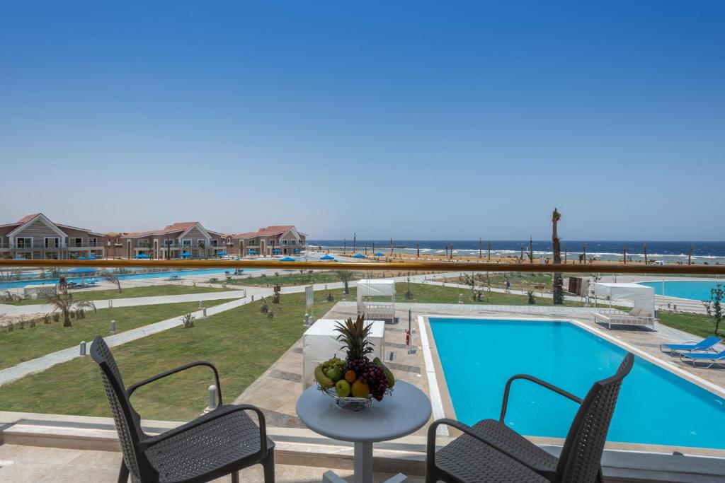 Pickalbatros Sea World Resort Египет цены