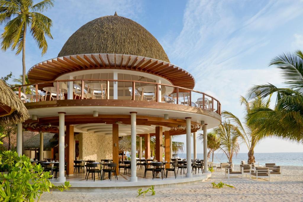 Odpoczynek w hotelu Kandolhu Island Resort Atole Ari i Rasdhoo Malediwy