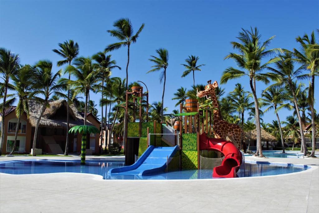 Горящие туры в отель Caribe Deluxe Princess (ex. Caribe Club Princess Beach Resort & Spa)
