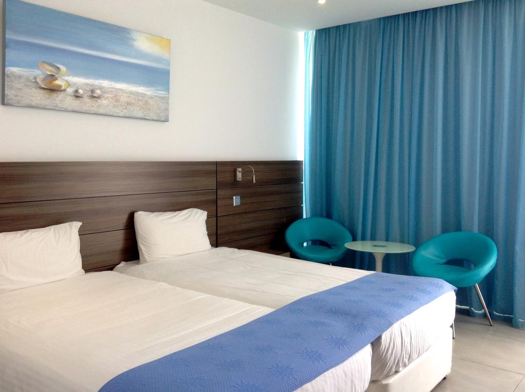 Reviews of tourists Limanaki Beach Hotel (ex. Limanaki Design N Style Beach Hotel)