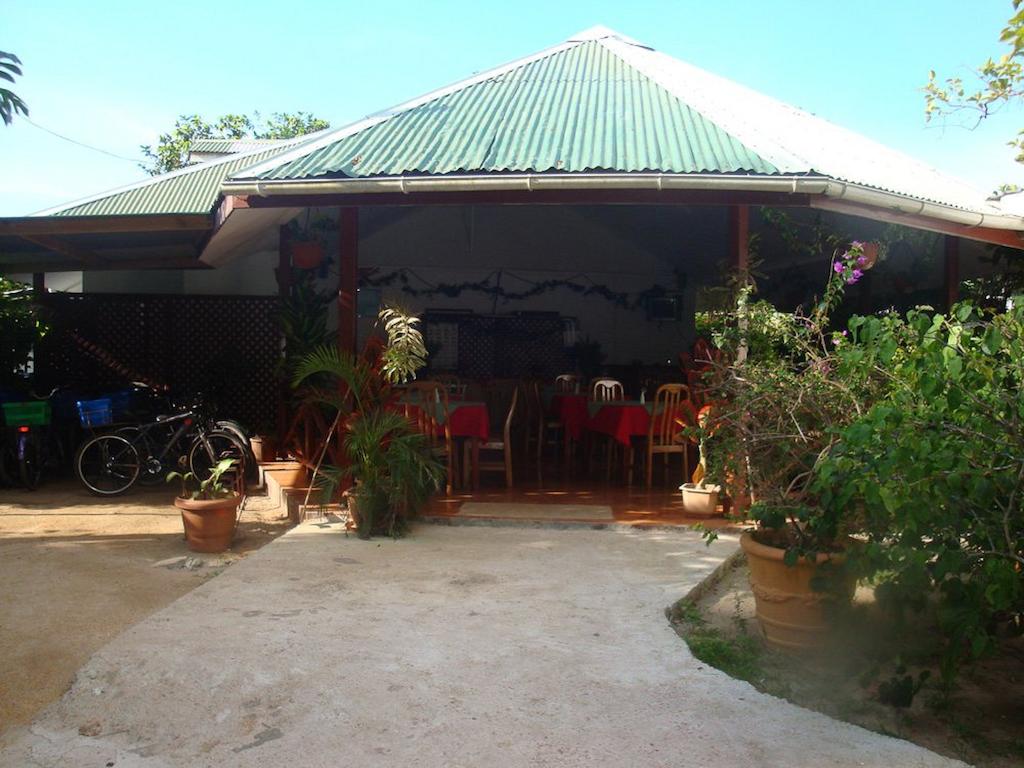 Seychelles Rising Sun Guesthouse