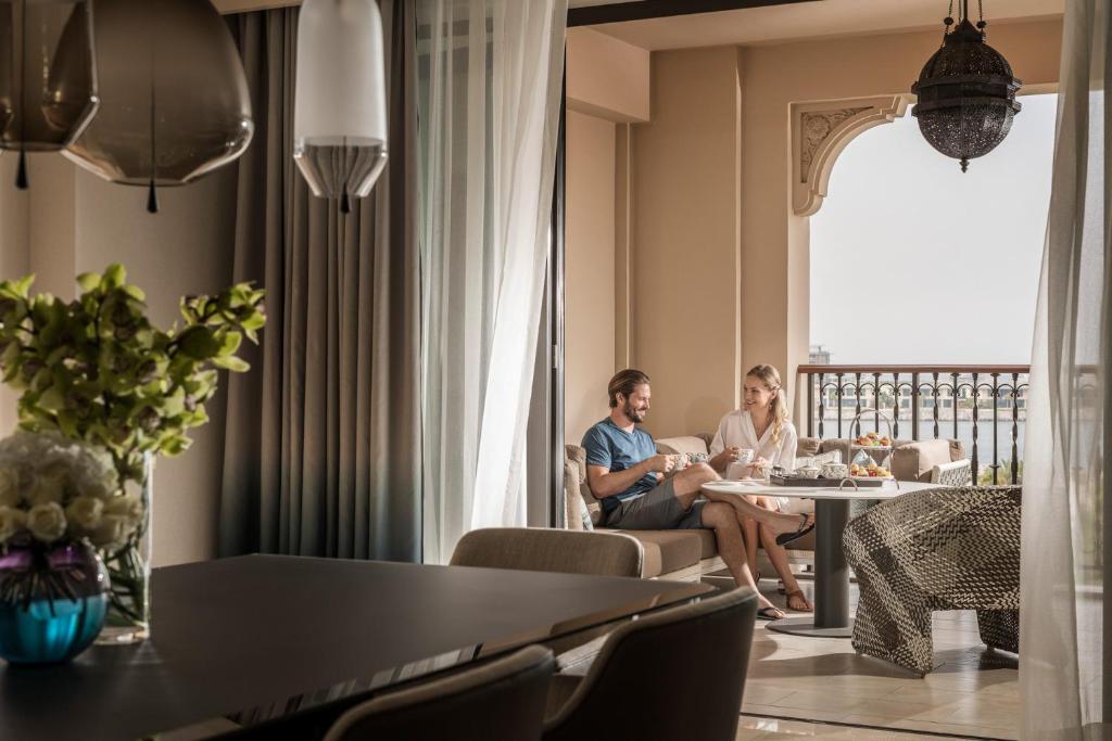Фото отеля Four Seasons Resort Dubai at Jumeirah Beach