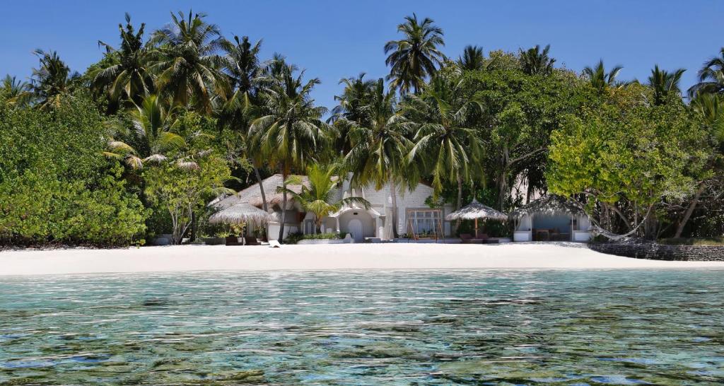 Отдых в отеле Nika Island Resort Ари & Расду Атоллы Мальдивы
