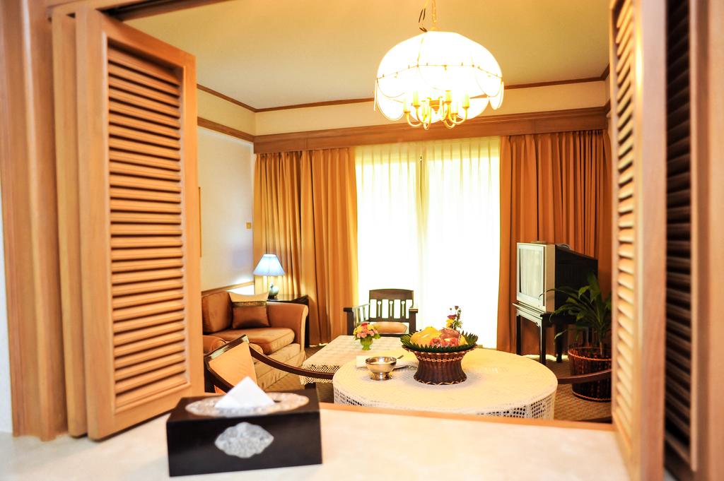 Чианграй Wiang Indra Riverside Resort (Rimkok Resort Hotel) цены