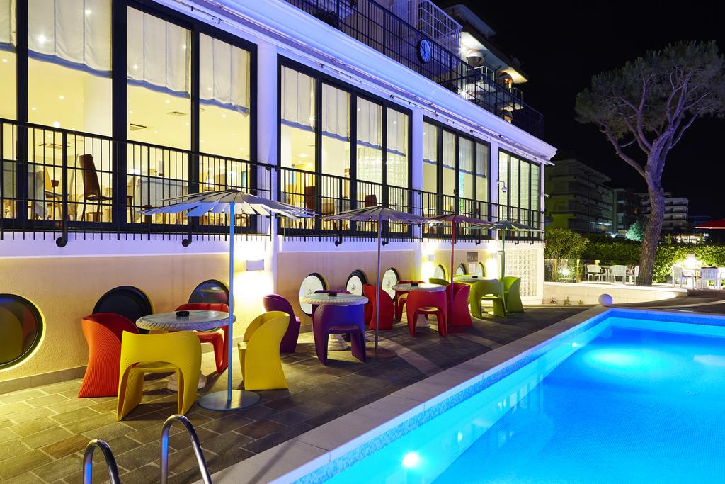 Лидо-ди-Езоло Termini Beach Hotel & Suites