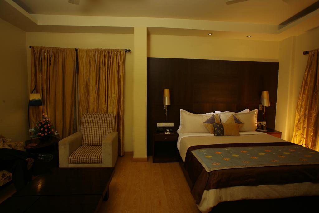 Hotel photos The Residence Greater Kailash