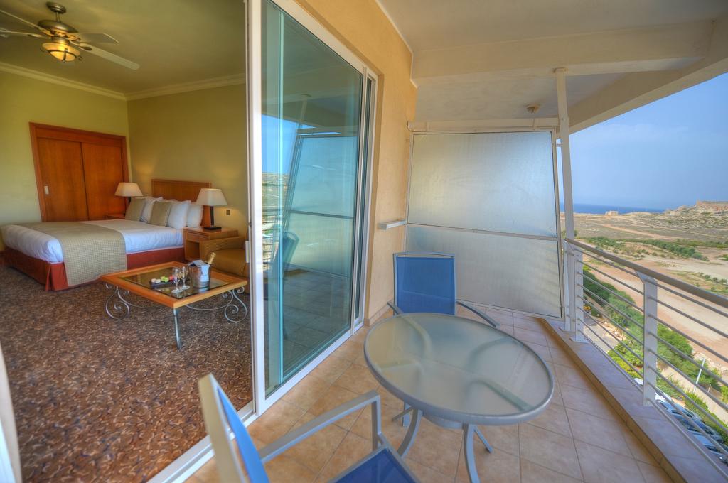 Odpoczynek w hotelu Radisson Blu Resort & Spa Golden Sands Mellieha Malta