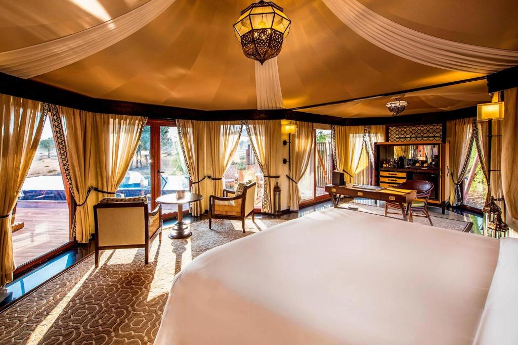 Отель, The Ritz-Carlton Ras Al Khaimah, Al Wadi Desert