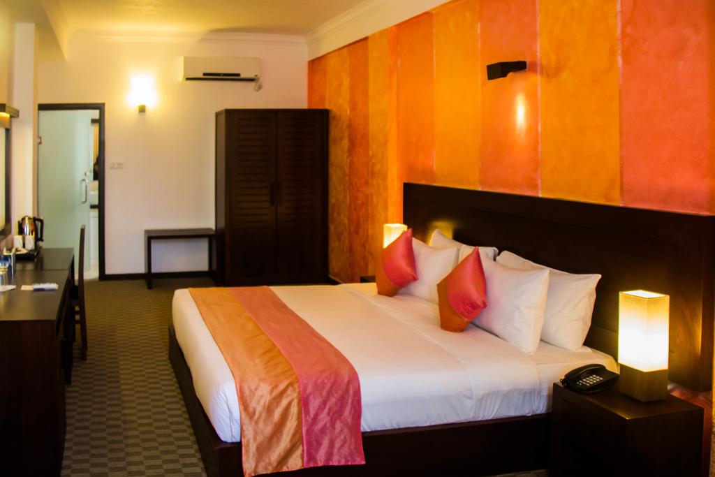 Горящие туры в отель Ceylon City Hotel  3*