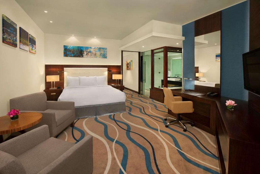 Дубай (місто) Doubletree by Hilton Hotel & Residences Dubai – Al Barsha ціни