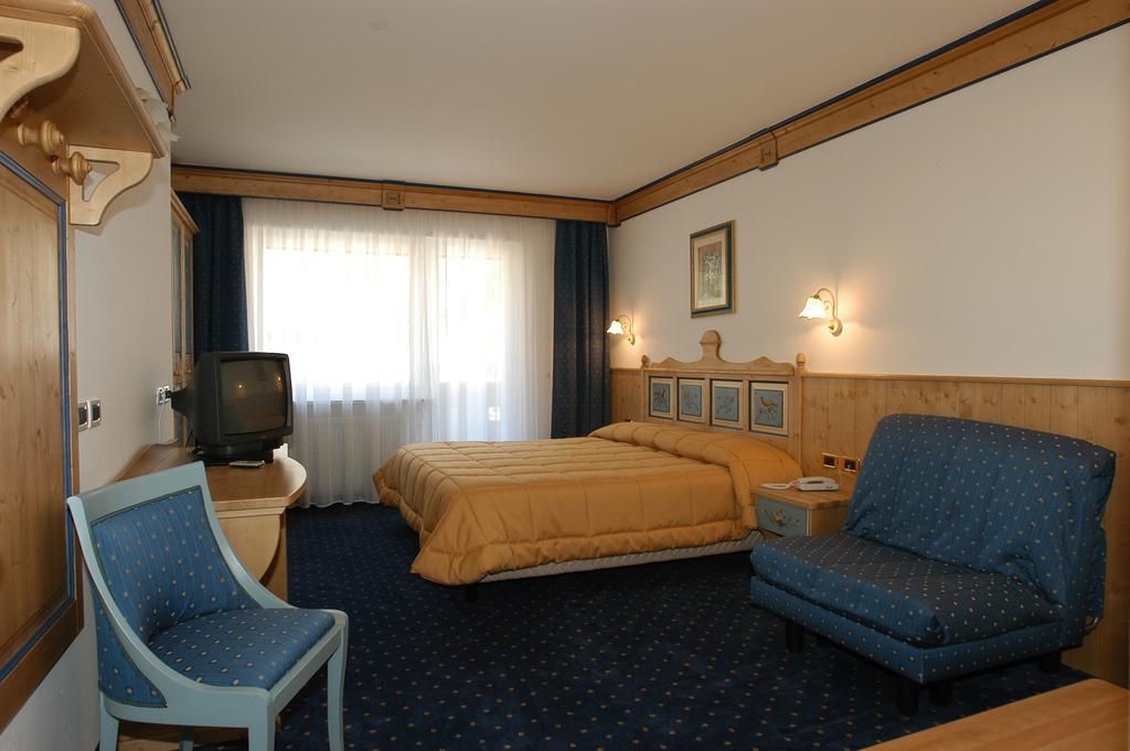 Цены в отеле Alpenhotel Panorama