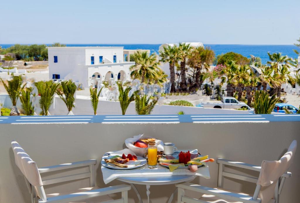 Odpoczynek w hotelu Oceanis Beach Hotel Santorini (wyspa)