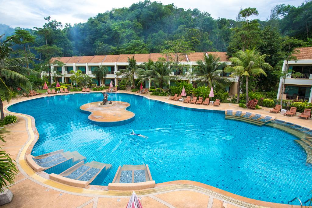 Отдых в отеле Lanta Resort
