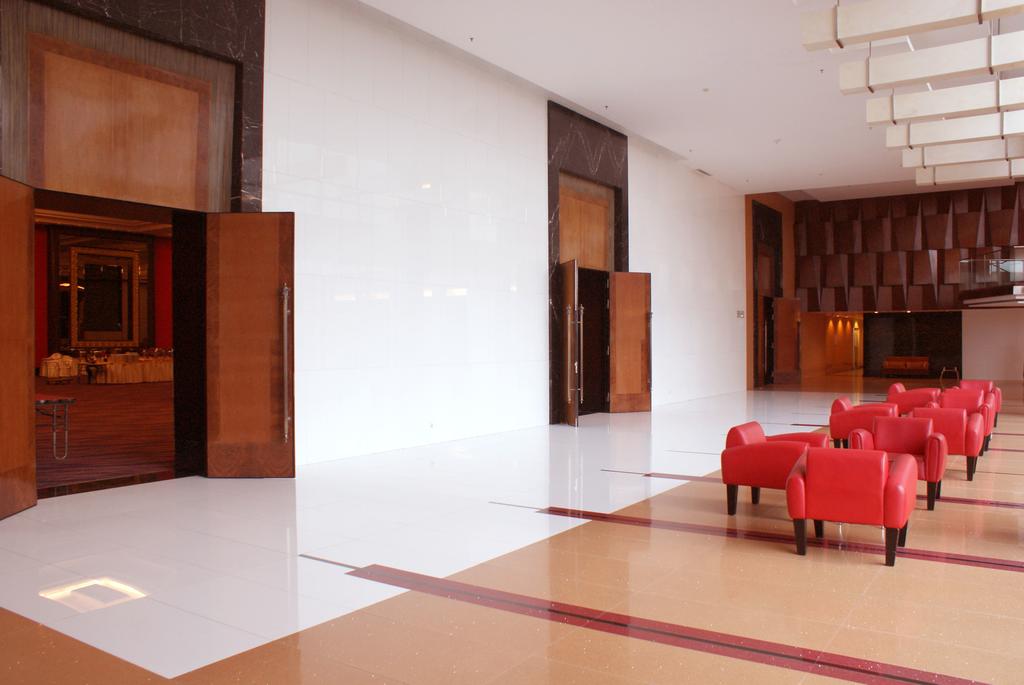 Горящие туры в отель Merlynn Park Джакарта Индонезия