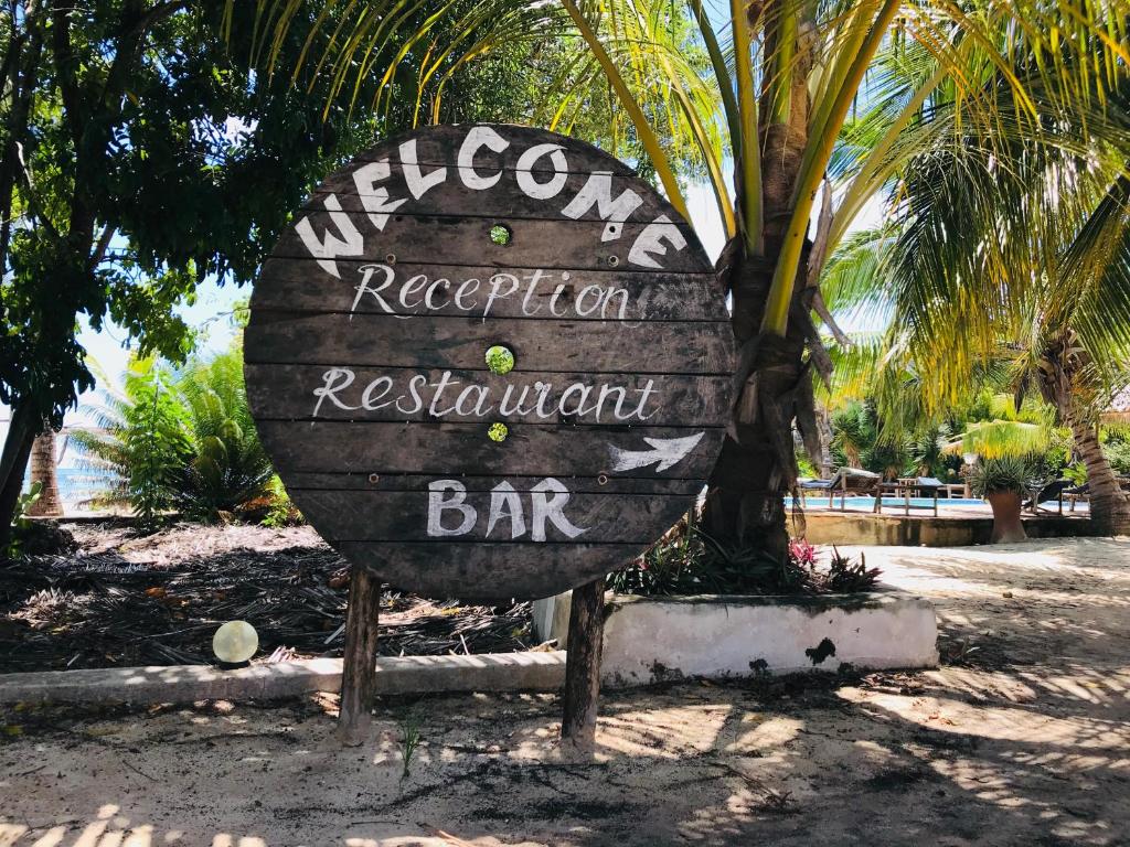 Горящие туры в отель Mbuyuni Beach Village Занзибар (остров)