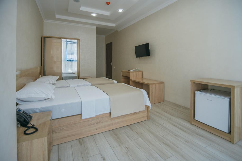 Цены в отеле Batumi Palace