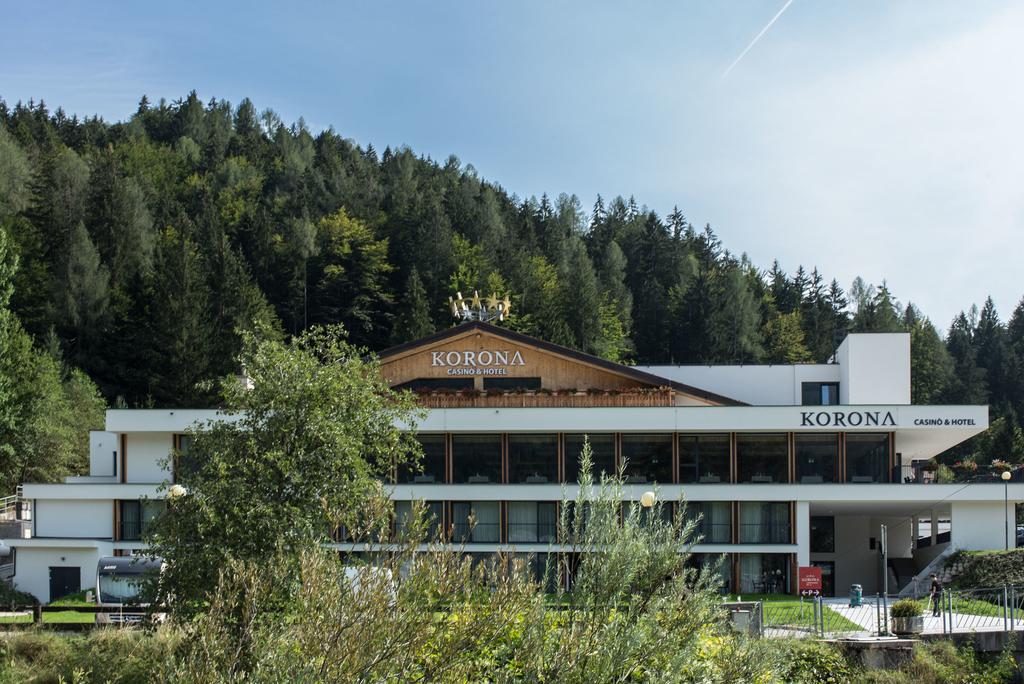 Korona, Casino & Hotel, Краньска-Гора, Словения, фотографии туров