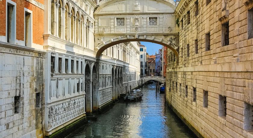 Becher, Венеціанська Рів'єра, Італія, фотографії турів